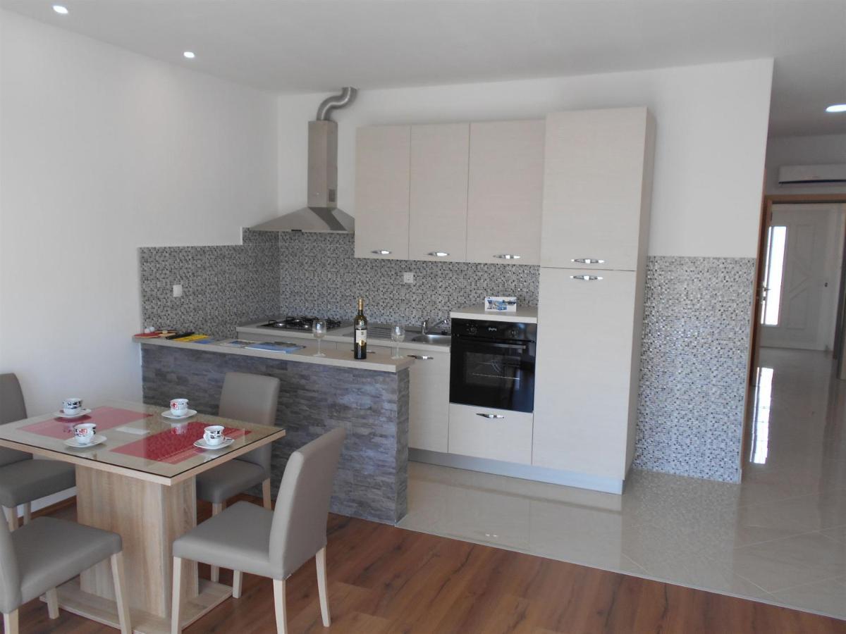 Apartment Cherry Kastela Dış mekan fotoğraf