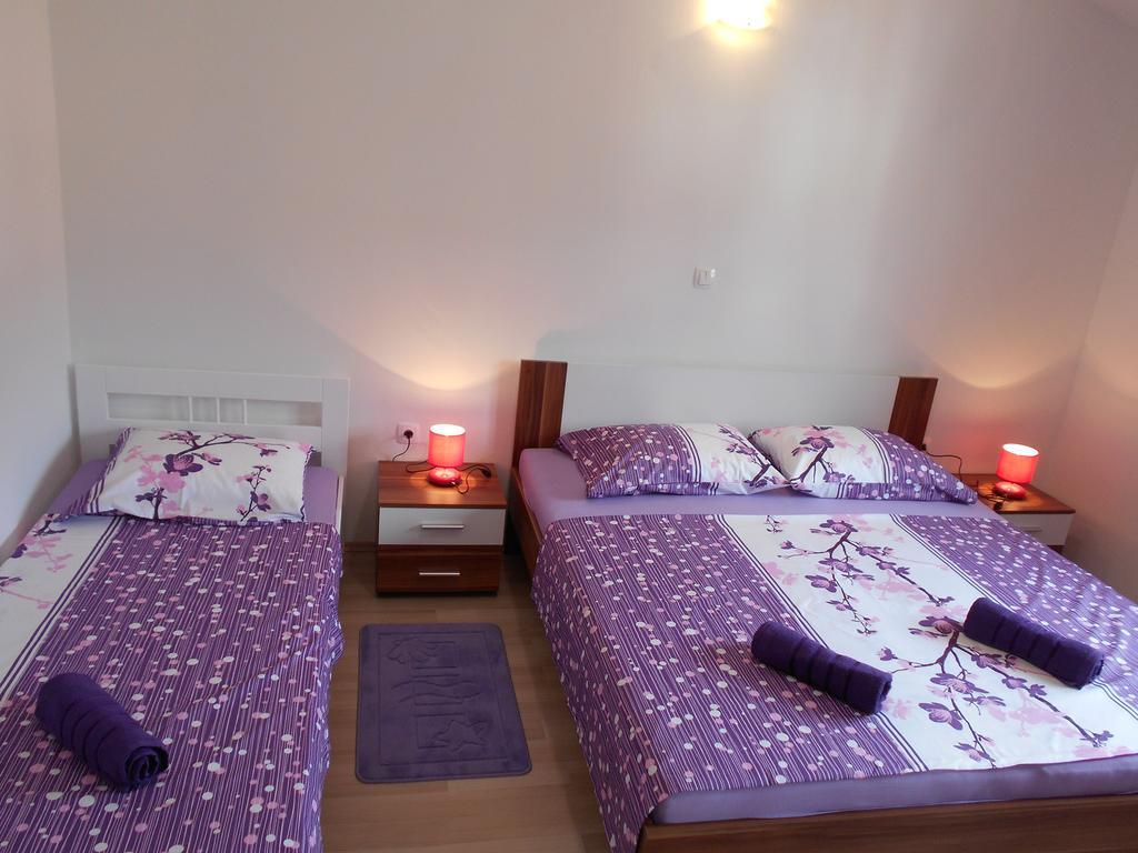 Apartment Cherry Kastela Dış mekan fotoğraf
