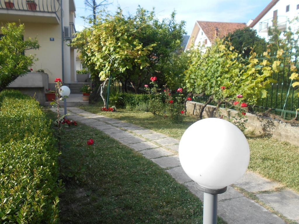 Apartment Cherry Kastela Dış mekan fotoğraf