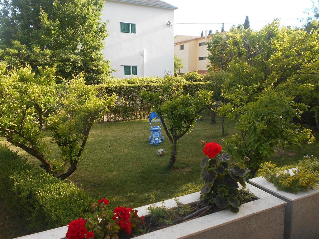 Apartment Cherry Kastela Dış mekan fotoğraf