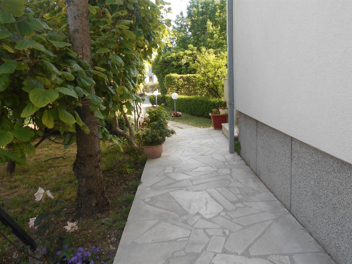 Apartment Cherry Kastela Dış mekan fotoğraf