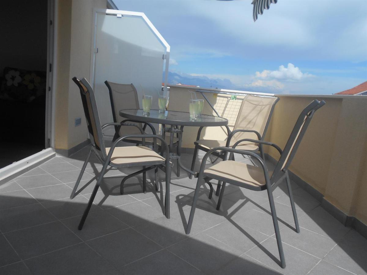 Apartment Cherry Kastela Dış mekan fotoğraf