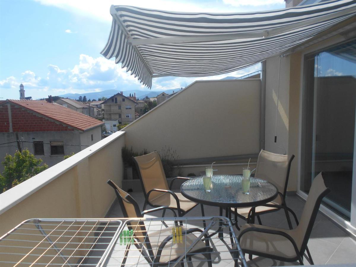 Apartment Cherry Kastela Dış mekan fotoğraf